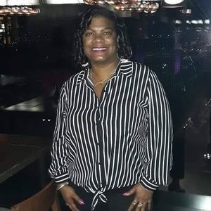 Meet your Posher, Alecia